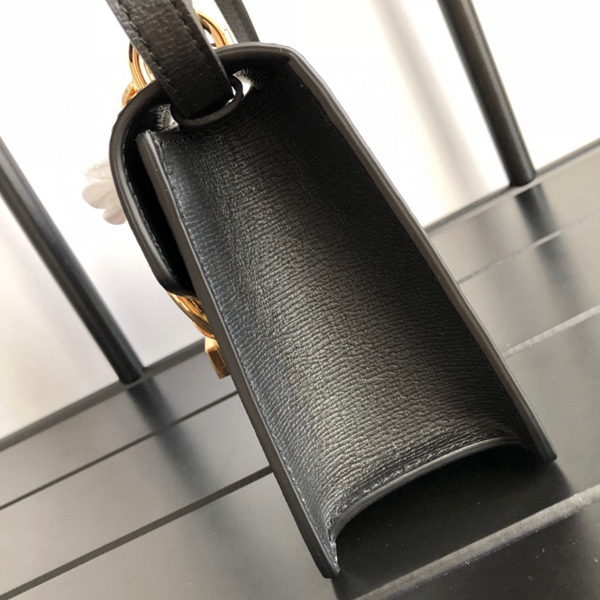 グッチバッグ内部構造